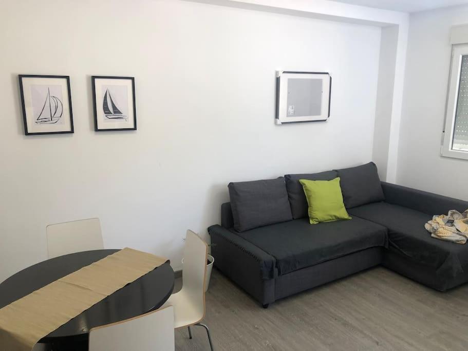La Carihuela Apartment *